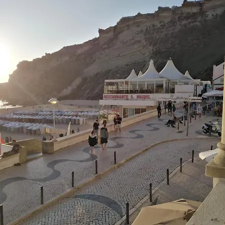 Alojamento E Mar Nazare